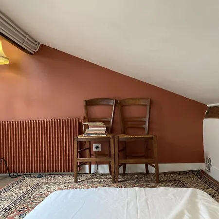 Appartamento Large Bohemian Loft With Rooftop In Pere Lachaise Parigi